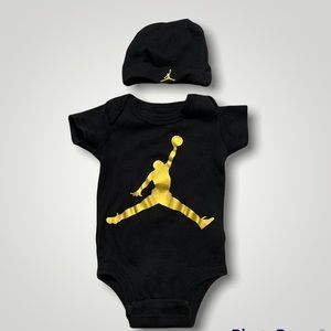 0-6M Jordan Baby Onesie Set